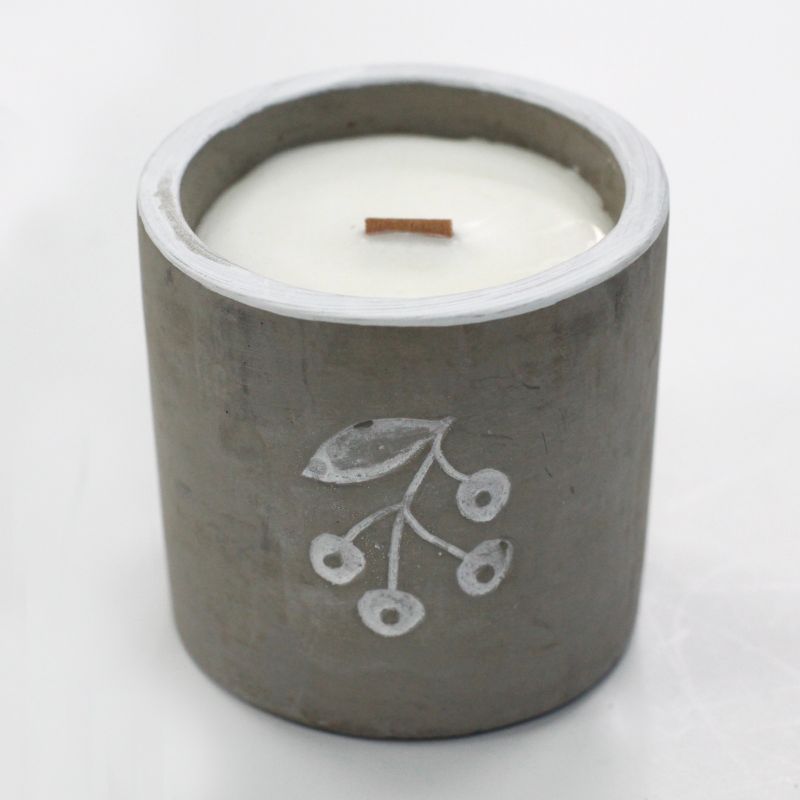 Concrete Wood Wick Candle - Berries - Juniper & Sweet Gin - image 2 - Socki.ie