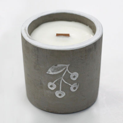 Concrete Wood Wick Candle - Berries - Juniper & Sweet Gin - image 2 - Socki.ie