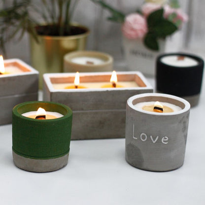 Concrete Wood Wick Candle - Berries - Juniper & Sweet Gin - image 5 - Socki.ie